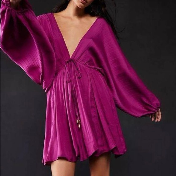 Free People Dresses & Skirts - Free People Fuchsia Plunging Mini Dress